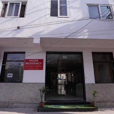Hotel Moon Taj Near Yashobhoomi Convention Centre Delhi  Exterior foto