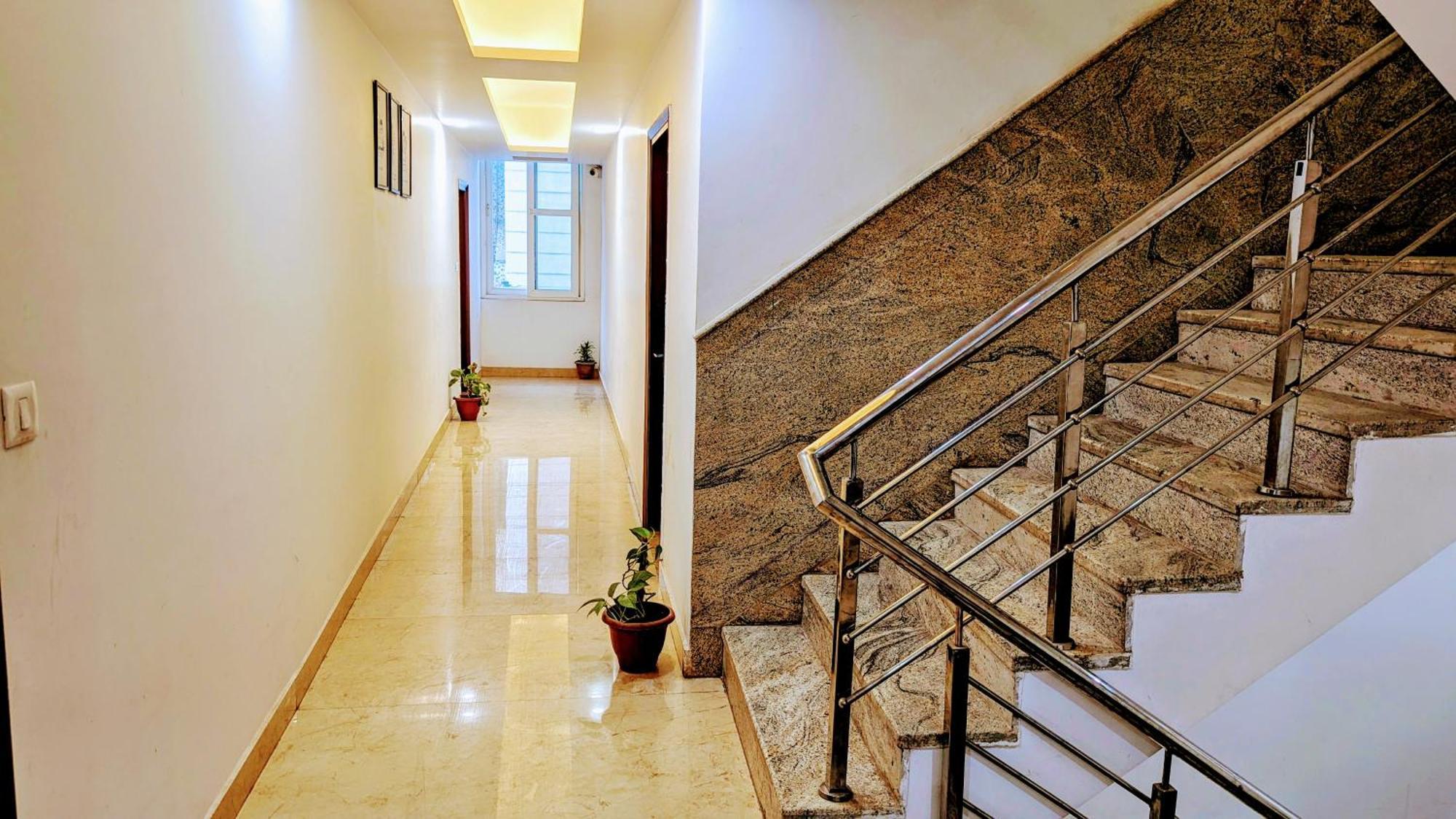 Hotel Moon Taj Near Yashobhoomi Convention Centre Delhi  Exterior foto