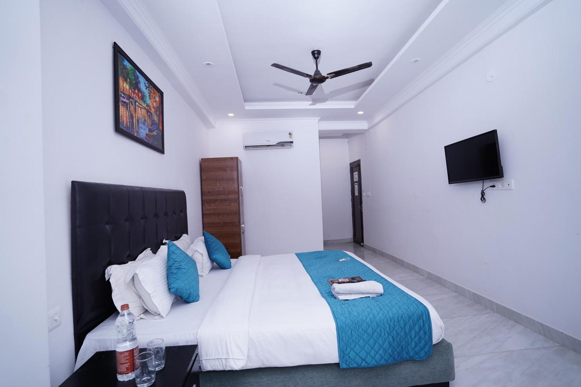 Hotel Moon Taj Near Yashobhoomi Convention Centre Delhi  Exterior foto