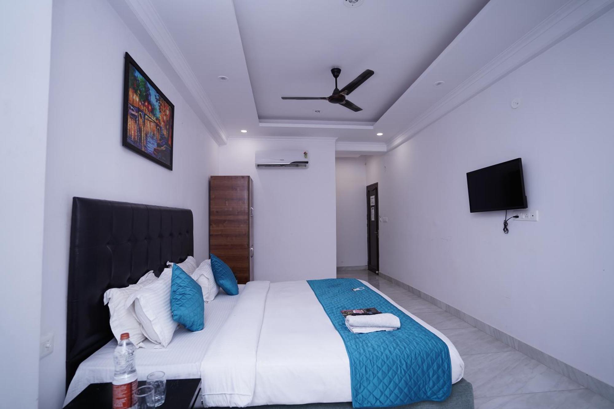 Hotel Moon Taj Near Yashobhoomi Convention Centre Delhi  Exterior foto